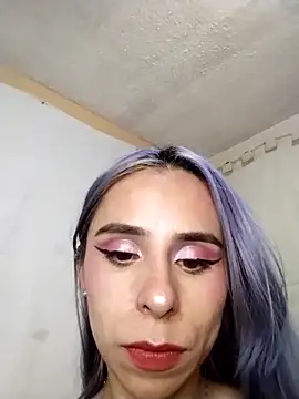 Snapshot of purpul-rose chatting on April 11, 7:18 pm purpul-rose online show from April 11, 7:18 pm