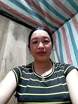 Snapshot of vanlucky2 chatting on June 3, 10:18 am vanlucky2 online show from June 3, 10:18 am