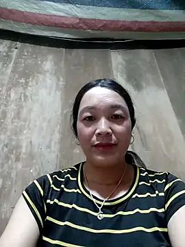 Snapshot of vanlucky2 chatting on June 7, 3:43 am vanlucky2 online show from June 7, 3:43 am