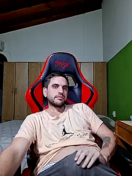 Gonza42OArg online show from April 16, 1:06 am