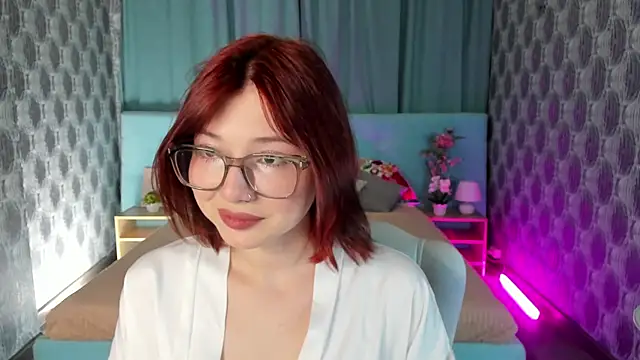 Snapshot of Lessi_Panic chatting on May 31, 12:41 am Lessi Panic online show from May 31, 12:41 am