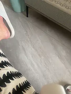 Snapshot of liming187 chatting on April 9, 6:02 am liming187 online show from April 9, 6:02 am