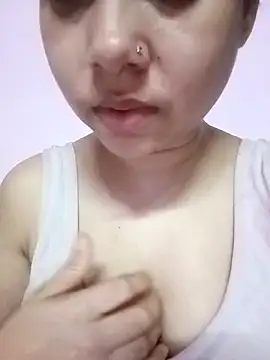 Hot Soniya 08 online show from May 4, 7:32 pm