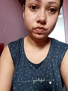 Hot Soniya 08 online show from May 5, 10:45 am