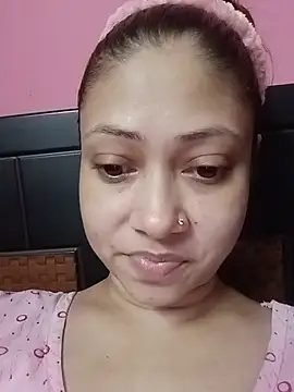 Hot Soniya 08 online show from June 1, 6:20 pm