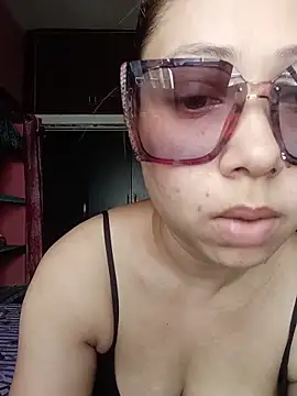 Hot Soniya 08 online show from June 17, 9:01 am