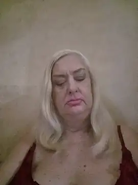 Julia20X online show from July 8, 1:15 pm