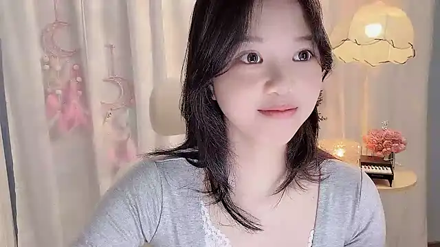 Xiaoqing00 online show from July 20, 5:00 am