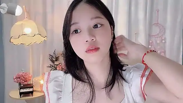 Xiaoqing00 online show from July 25, 4:43 am