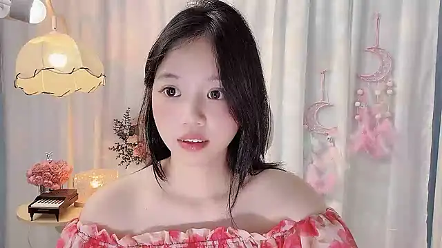 Xiaoqing00 online show from July 28, 12:48 pm