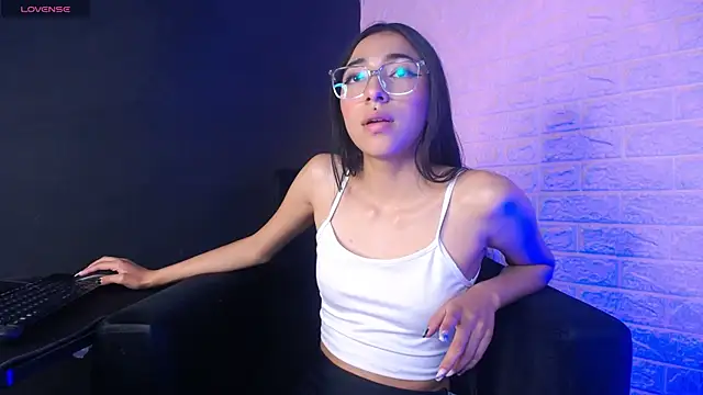 Violett1126 online show from July 7, 7:23 am