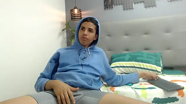 Lukaz Caballero online show from June 2, 3:41 am