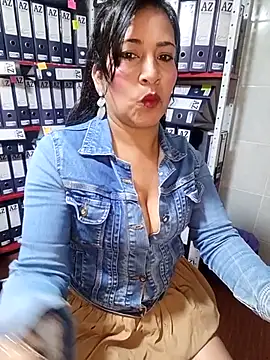 Snapshot of ZOE-WILDER_ chatting on June 12, 11:09 am ZOE-WILDER online show from June 12, 11:09 am