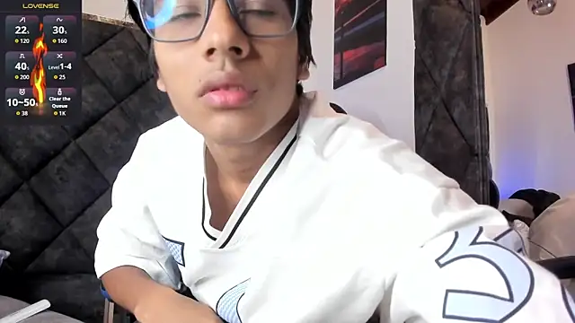 LiamKron online show from June 13, 10:57 am