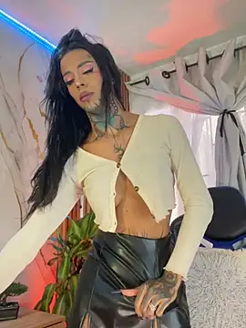 Snapshot of Dafne_kee chatting on June 9, 1:56 pm Dafne kee online show from June 9, 1:56 pm