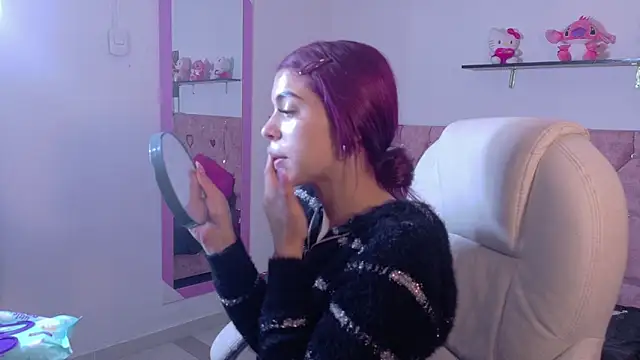 Snapshot of VelinaHoney chatting on May 29, 12:36 pm VelinaHoney online show from May 29, 12:36 pm