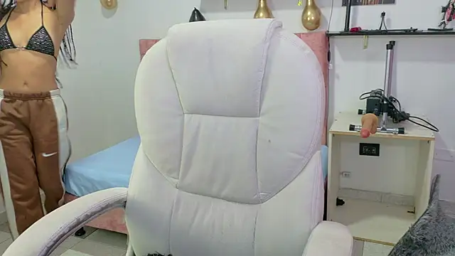 VelinaHoney online show from July 17, 12:34 pm