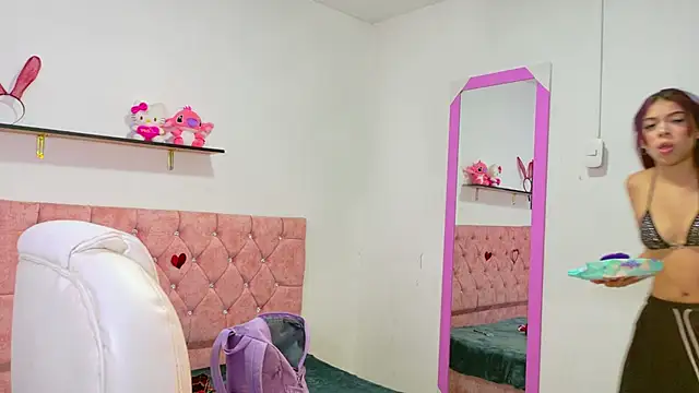 VelinaHoney online show from July 28, 12:34 pm