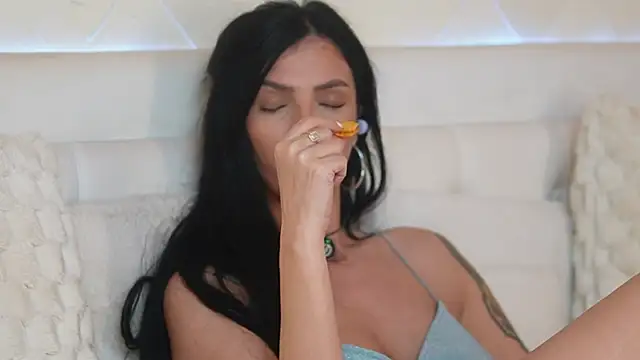KaylaVegas online show from June 8, 1:28 am