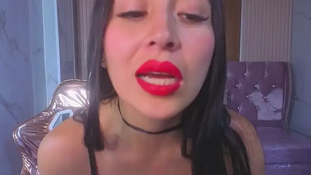Snapshot of Velvet_celeste_b chatting on May 25, 12:44 pm Velvet celeste b online show from May 25, 12:44 pm