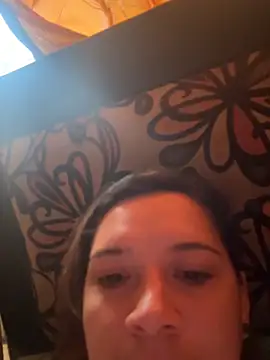 Snapshot of belucci_vale chatting on April 16, 12:06 pm belucci vale online show from April 16, 12:06 pm