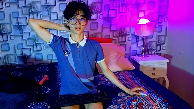 Twink Sebas7 online show from April 23, 12:29 pm