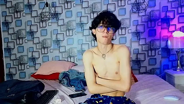 Twink Sebas7 online show from May 23, 12:09 pm