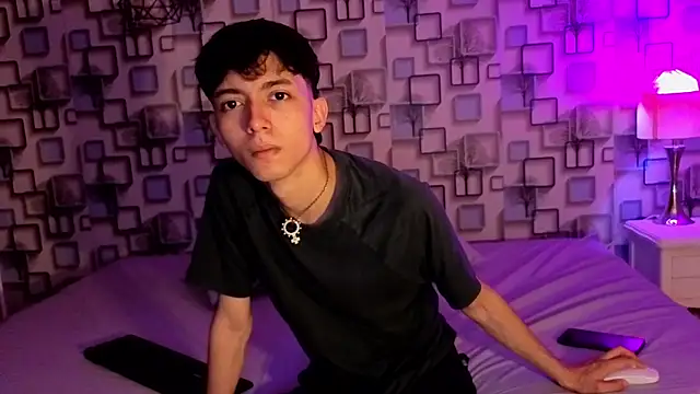 Twink Sebas7 online show from May 26, 12:12 pm
