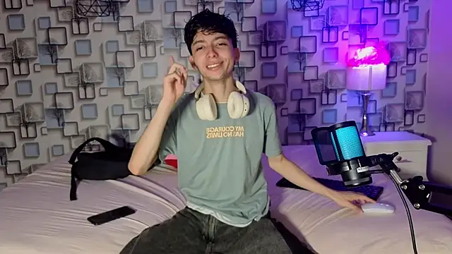Twink Sebas7 online show from June 11, 12:14 pm