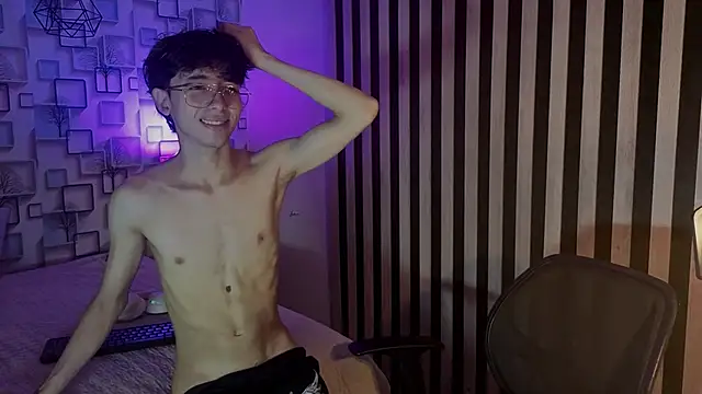 Twink Sebas7 online show from June 28, 12:22 pm