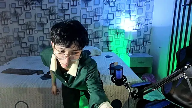 Twink Sebas7 online show from July 18, 3:22 am