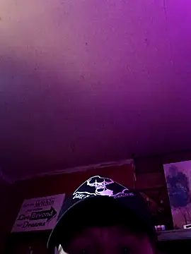 Snapshot of lillighter chatting on April 8, 8:20 pm lillighter online show from April 8, 8:20 pm