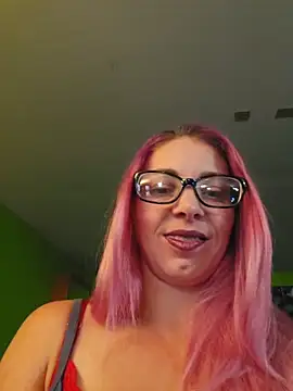 Snapshot of Summer_Taz7 chatting on May 19, 2:56 pm Summer Taz7 online show from May 19, 2:56 pm
