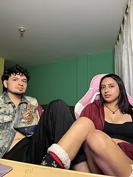 hotlatinocouple   online show from May 16, 12:18 am