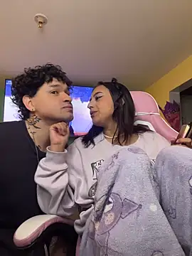 hotlatinocouple   online show from June 12, 11:03 pm