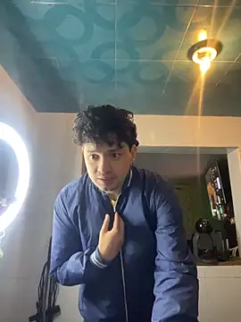 hotlatinocouple   online show from July 18, 6:28 am