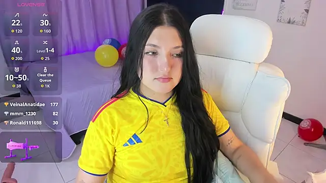 Celestee 21 online show from June 18, 9:14 am