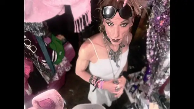Snapshot of TgirlBrat chatting on June 2, 8:05 am TgirlBrat online show from June 2, 8:05 am