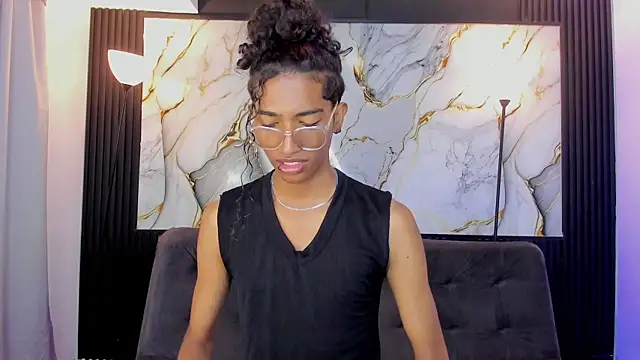 triiangel latinboy online show from June 7, 12:31 pm
