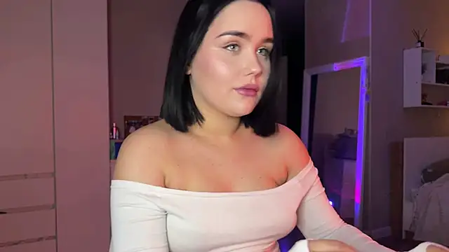 Snapshot of lola_raze chatting on May 27, 8:39 pm lola raze online show from May 27, 8:39 pm