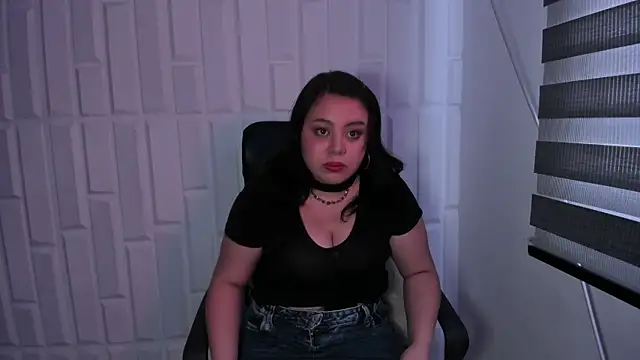 RoxaneBrown online show from June 17, 7:26 pm