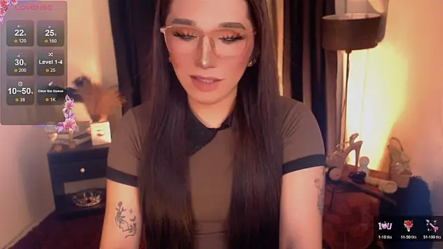 Snapshot of Precious_RoseDollxxx chatting on June 14, 6:59 am Precious RoseDollxxx online show from June 14, 6:59 am
