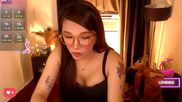 Snapshot of Precious_RoseDollxxx chatting on July 14, 10:21 am Precious RoseDollxxx online show from July 14, 10:21 am