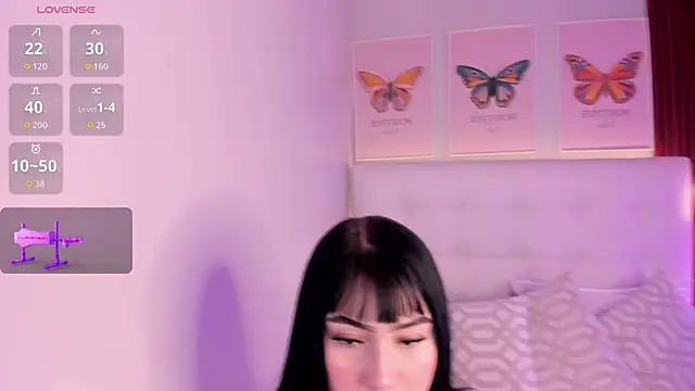 kitty bluuee online show from May 15, 2:51 am