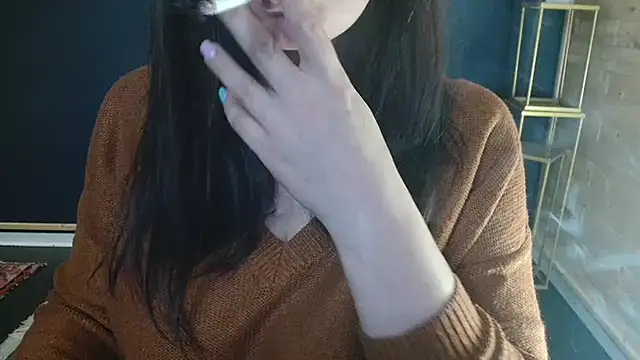 Snapshot of NicoleLove_ chatting on April 17, 9:12 am NicoleLove online show from April 17, 9:12 am