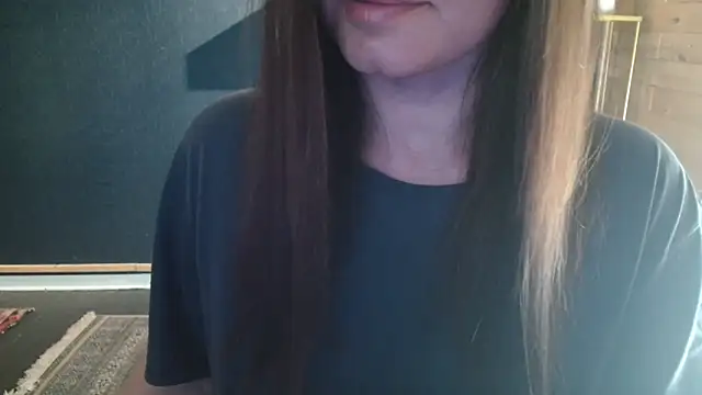 Snapshot of NicoleLove_ chatting on May 26, 6:31 am NicoleLove online show from May 26, 6:31 am