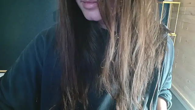 Snapshot of NicoleLove_ chatting on June 4, 6:30 am NicoleLove online show from June 4, 6:30 am