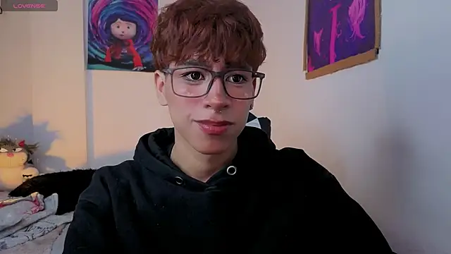 Ryan y tony online show from April 21, 6:12 pm