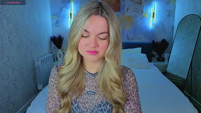 Jennifer Perezz online show from May 21, 5:09 pm