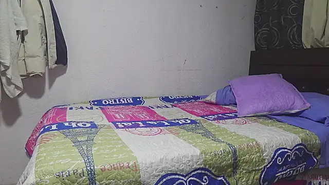 Alexander 2003Castro online show from April 11, 5:01 am